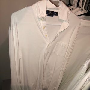 Polo featherweight mesh long sleeve deep neck polo